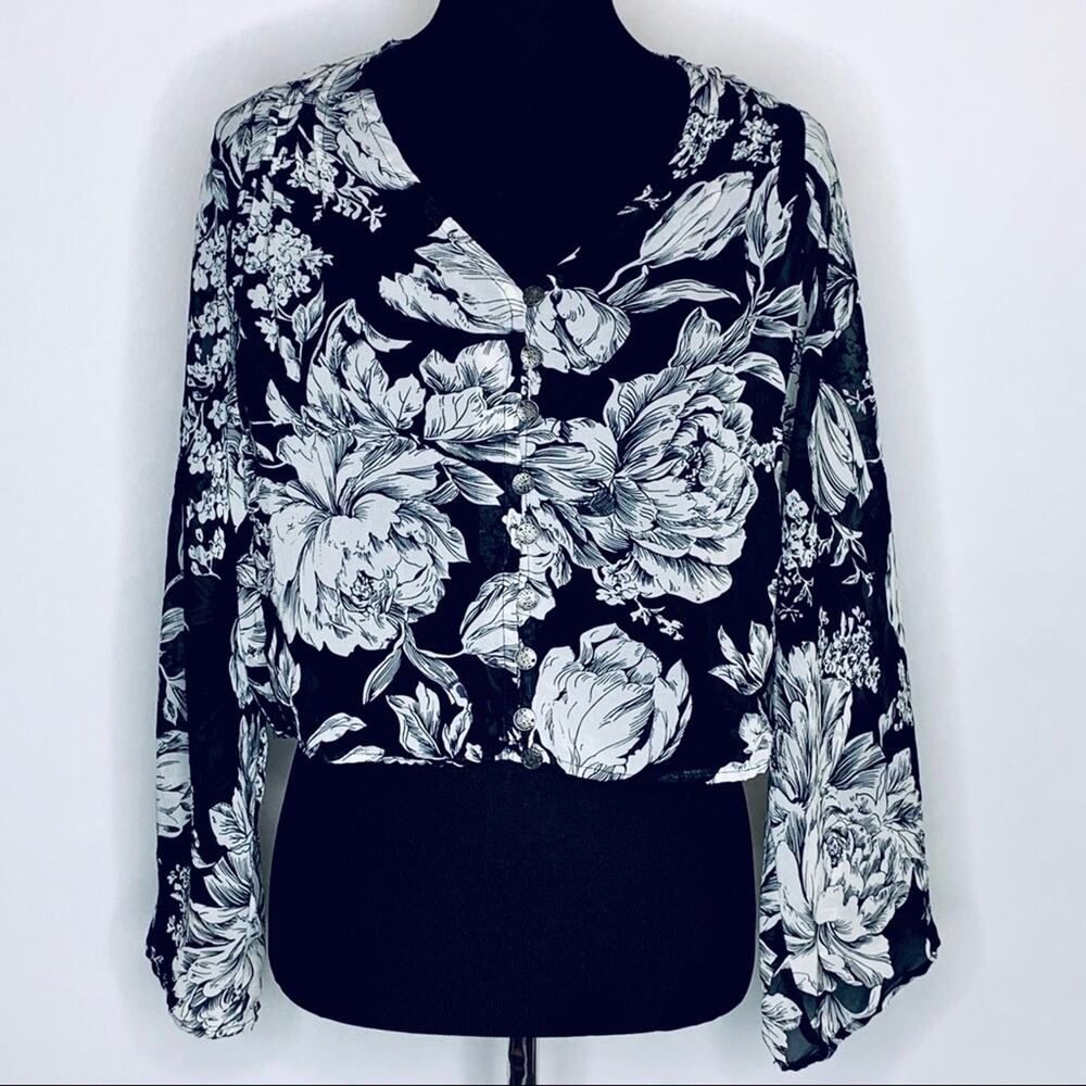 MINKPINK black white floral sheer cropped top size Medium